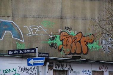 Graffiti Bombing - Photo by SpoRtsFreund - SRF