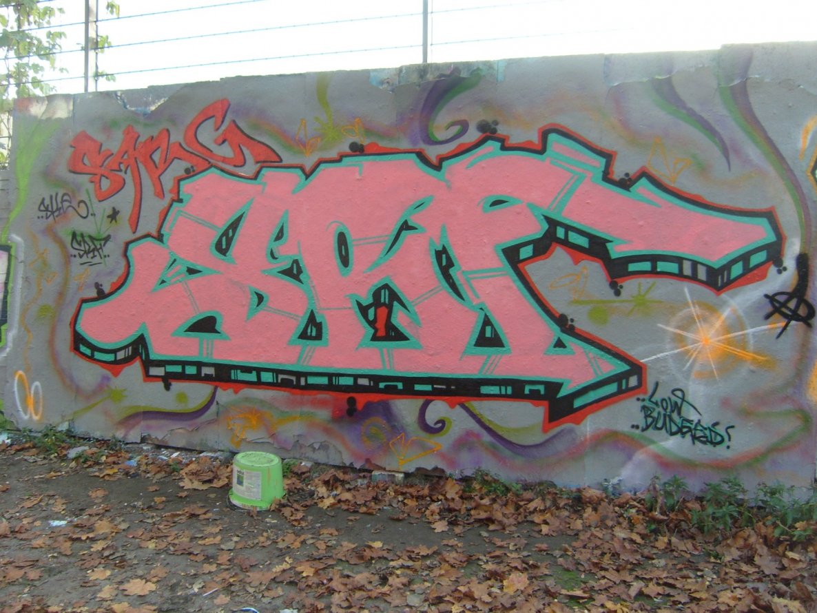 Graffiti Wall - Photo by SpoRtsFreund - SRF