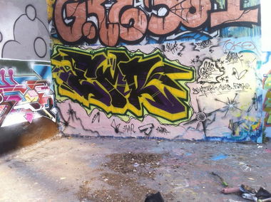 Graffiti Wall - Photo by SpoRtsFreund - Emra, SRF