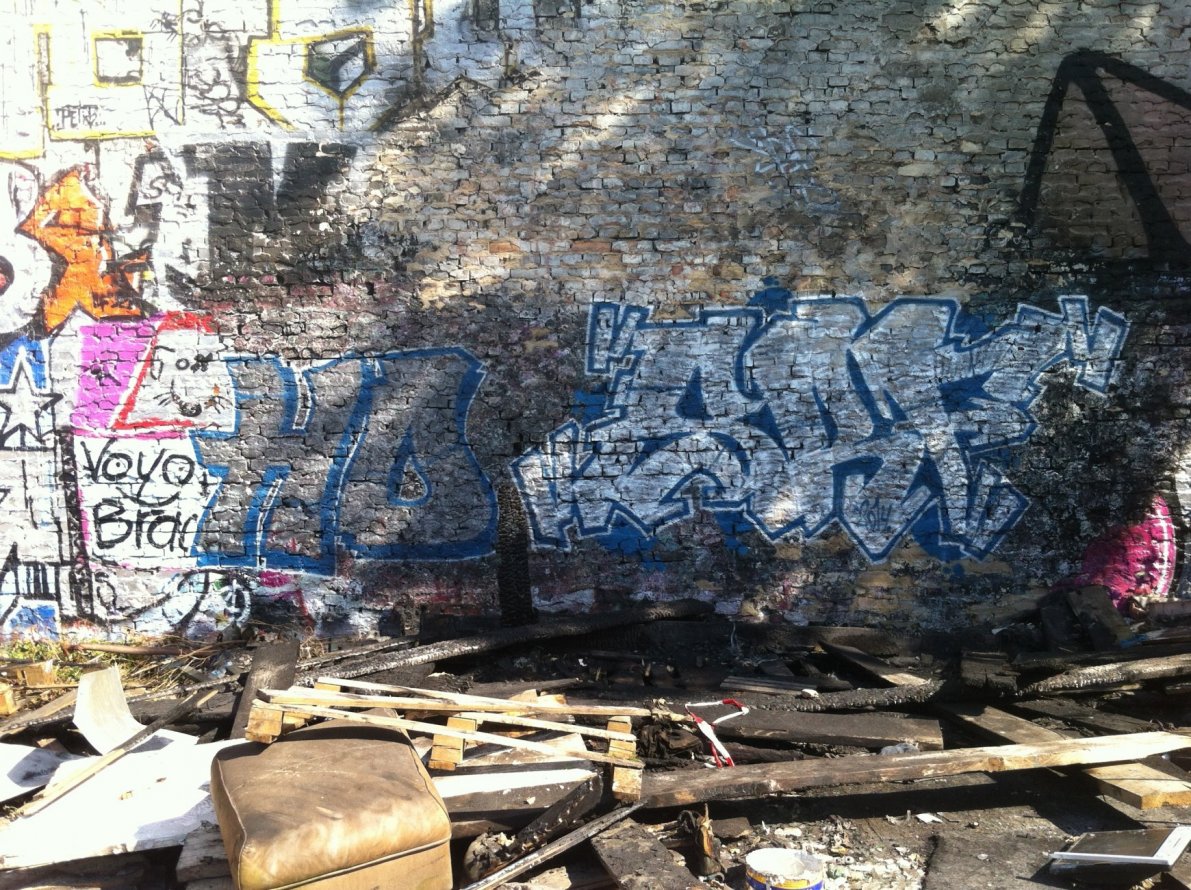 Graffiti Bombing - Photo by SpoRtsFreund - HD, SRF