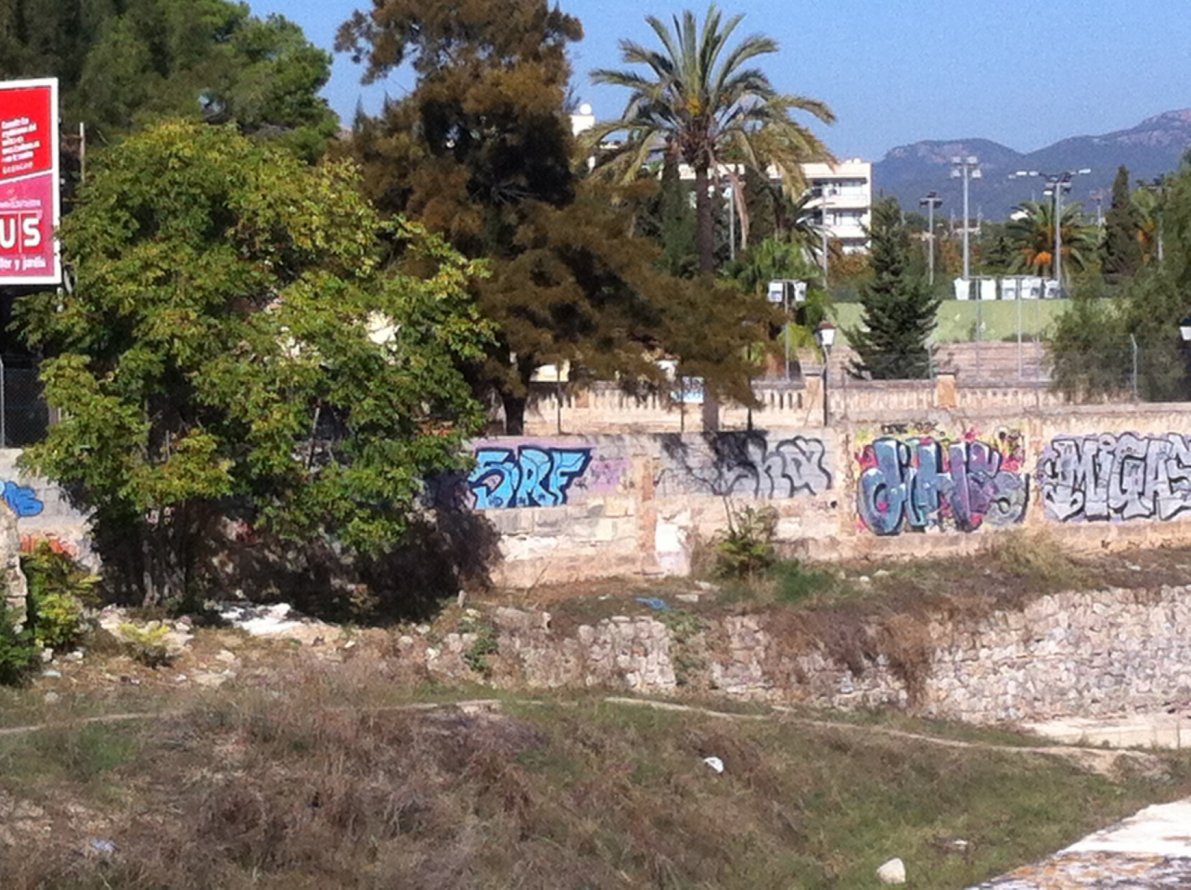 Graffiti Bombing - Photo by SpoRtsFreund - SRF