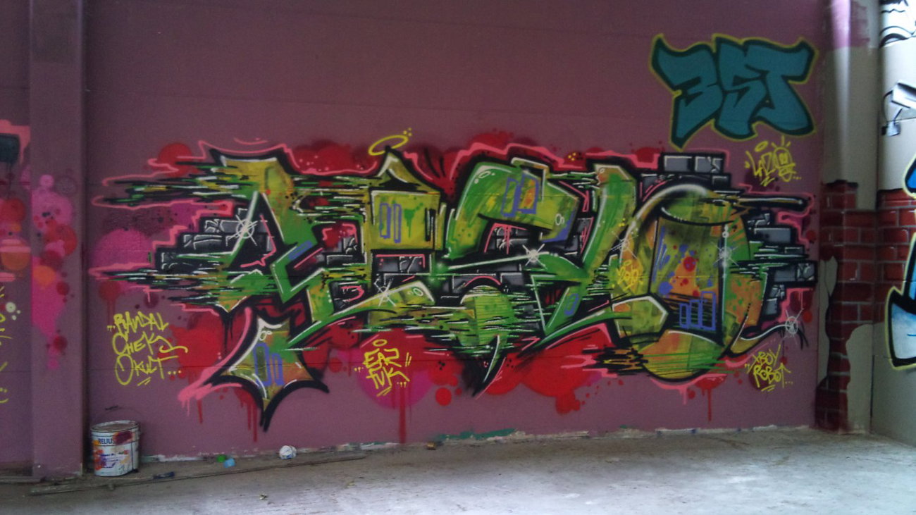 Graffiti Wall in Oldenburg - Photo by Spotted - Laslo, eaz, fuk (2010)