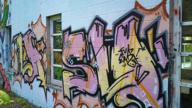 Graffiti Wall in Oldenburg - Photo by Spotted - Laslo, eaz, fuk (2011)