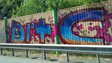 Graffiti Bombing in Oldenburg - Photo by Spotted - Ditc (2011)