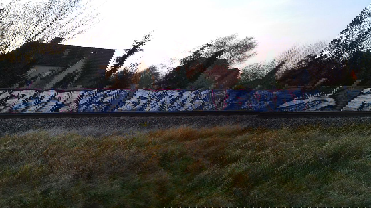 Graffiti Bombing in Oldenburg - Photo by Spotted - Krom, Farm (2011)