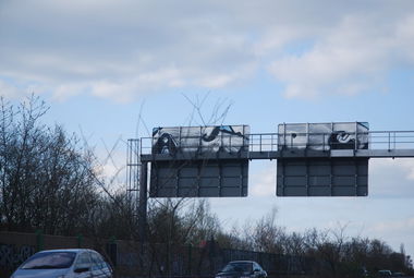 Graffiti Bombing in Oldenburg - Photo by Spotted - Acdc