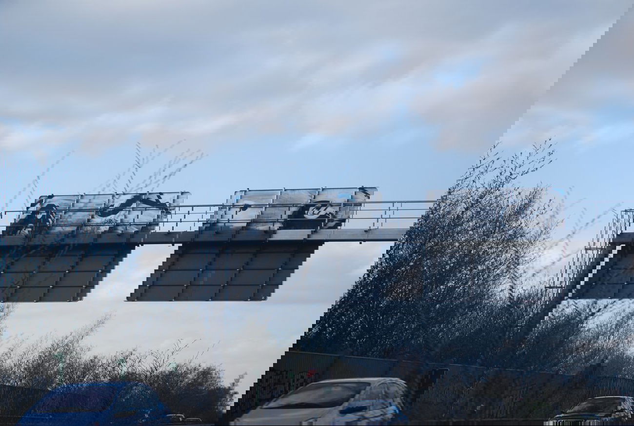 Graffiti Bombing in Oldenburg - Photo by Spotted - Acdc