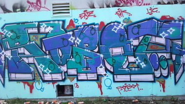 Graffiti Wall in Oldenburg - Photo by Spotted - Robot, eaz, fuk (2010)