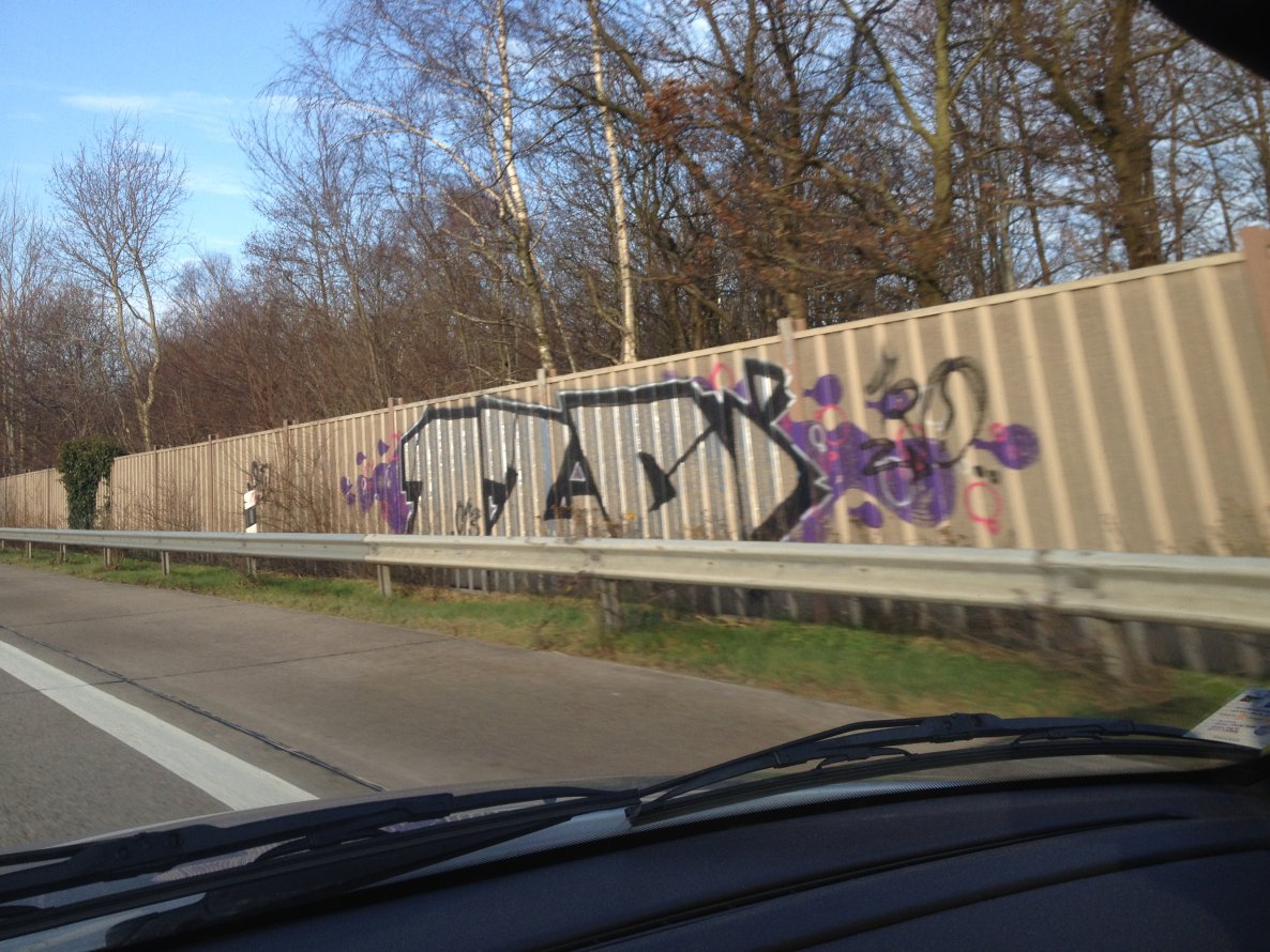 Graffiti Bombing in Oldenburg - Photo by Spotted - 120 (2013)