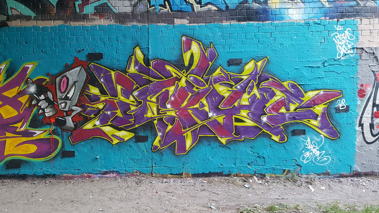 Graffiti Wall - Photo by SpukOne