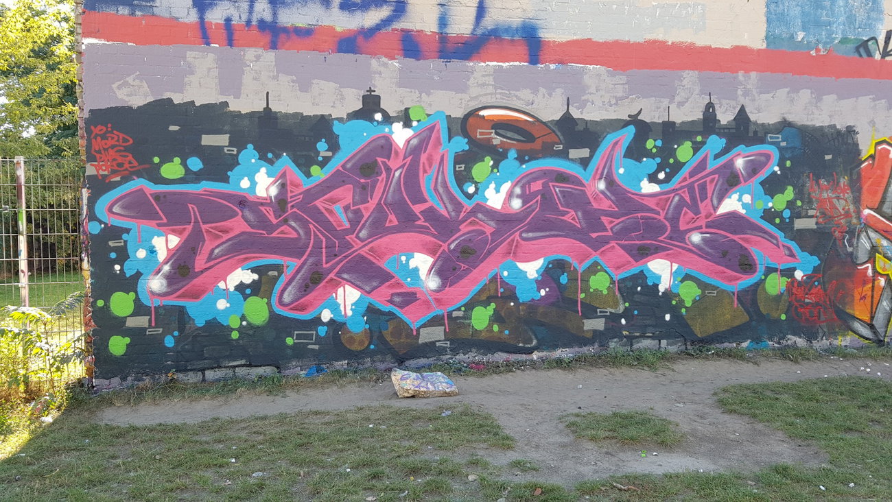 Graffiti Wall - Photo by SpukOne