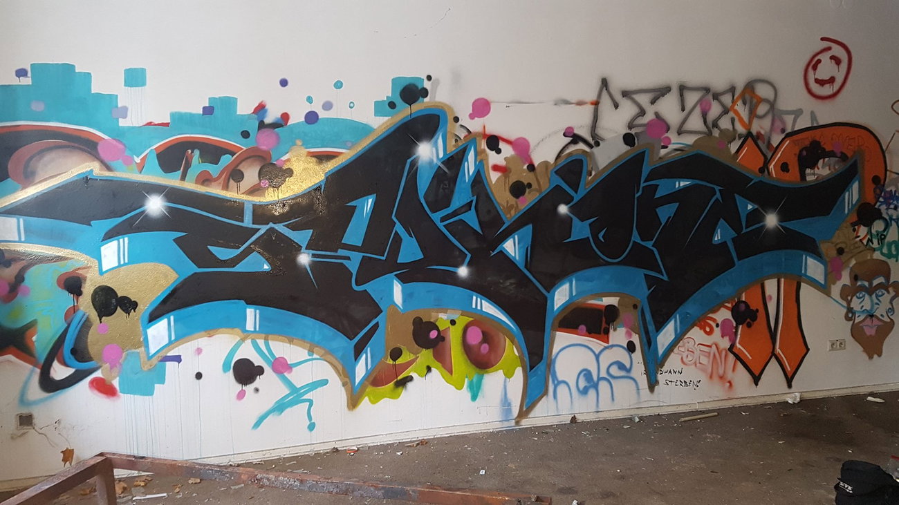 Graffiti Wall - Photo by SpukOne