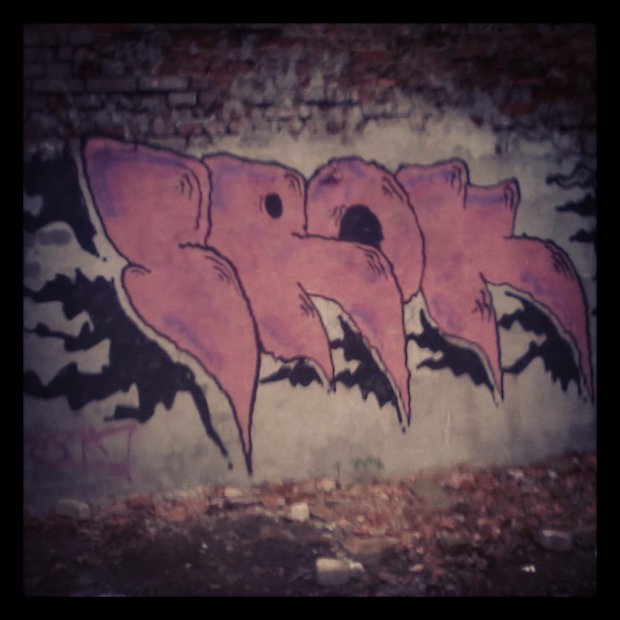Graffiti Bombing - Photo by Srok - Srok, Avg