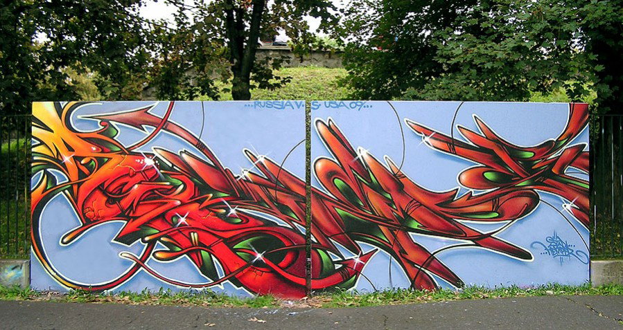 Graffiti Wall in Lodz - Photo by Stan