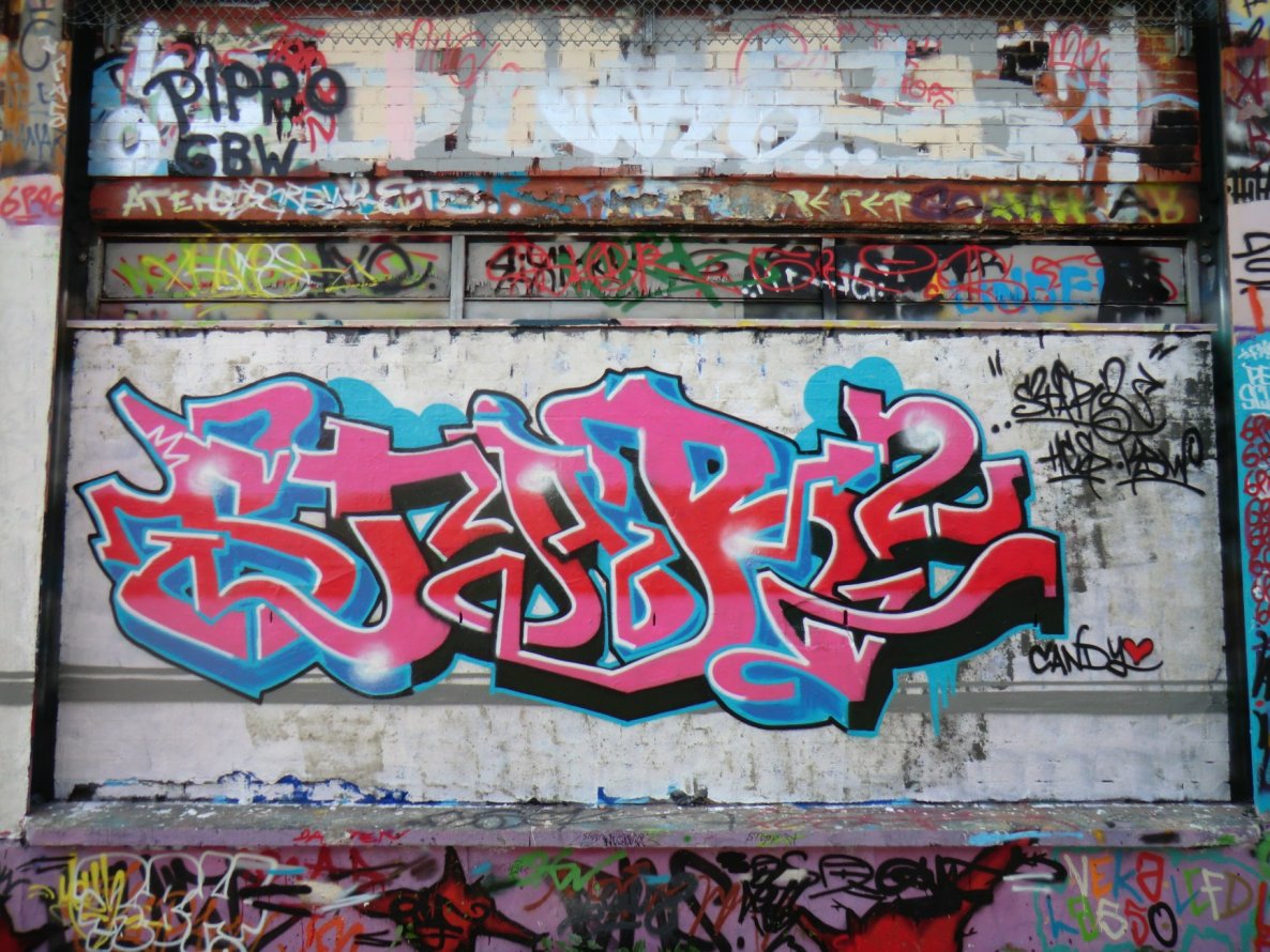 Graffiti Wall - Photo by Startwo - STAR2 (2012)