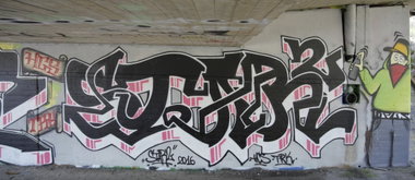 Graffiti Wall - Photo by Startwo - STAR2HCSTRK
