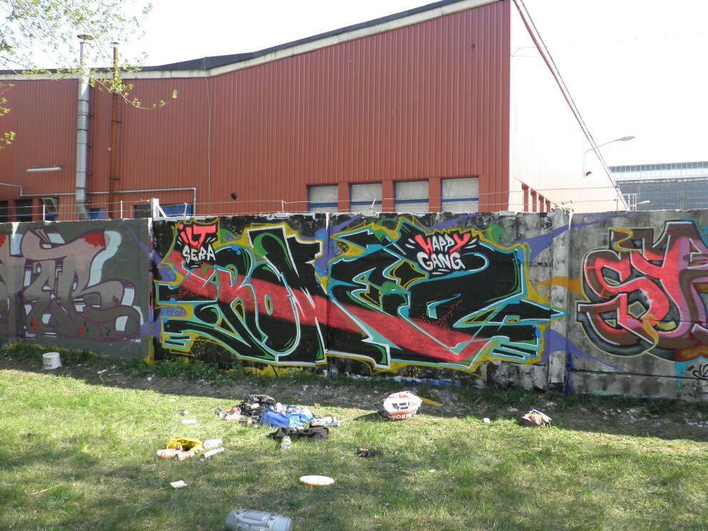 Graffiti Wall - Photo by Startwo