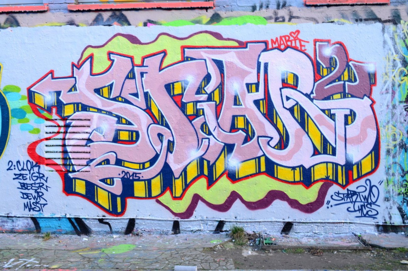 Graffiti Wall - Photo by Startwo - STAR2 (2015)