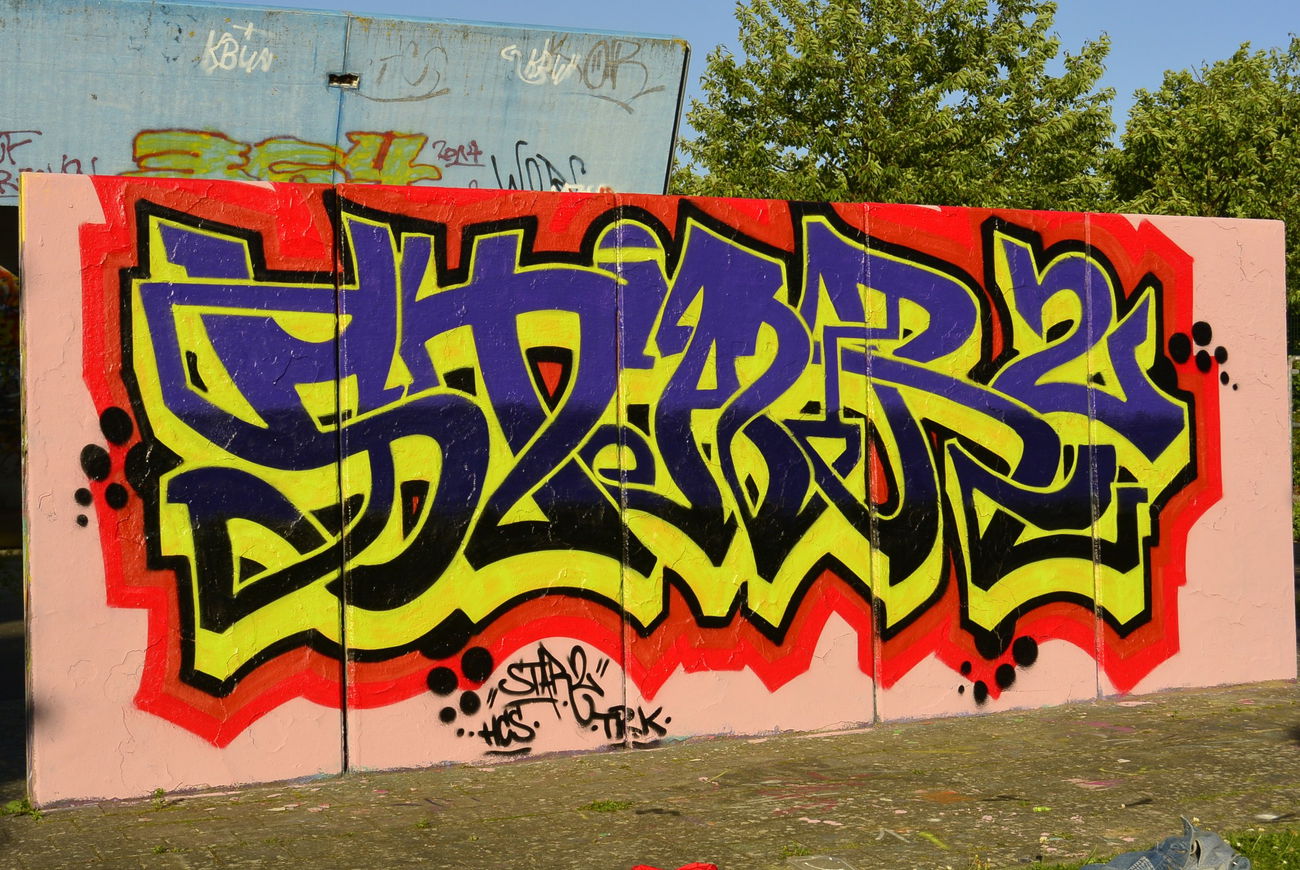 Graffiti Wall - Photo by Startwo (2017)