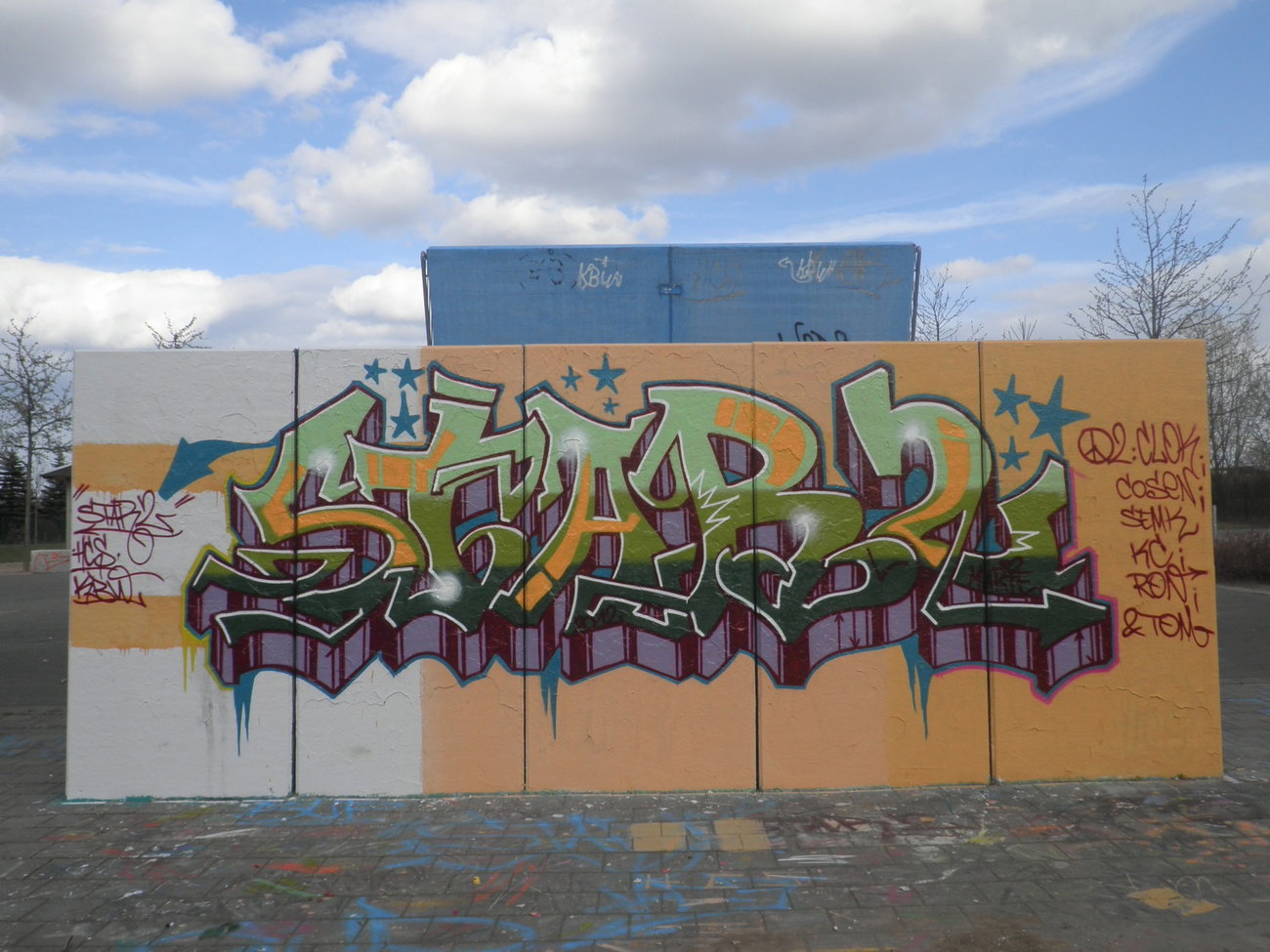 Graffiti Wall - Photo by Startwo - STAR2 (2012)