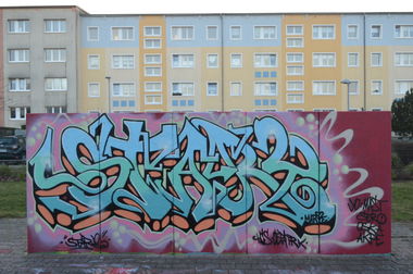 Graffiti Wall - Photo by Startwo - STAR, 2 (2019)