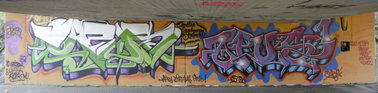 Graffiti Wall - Photo by Startwo - Opus, Star2