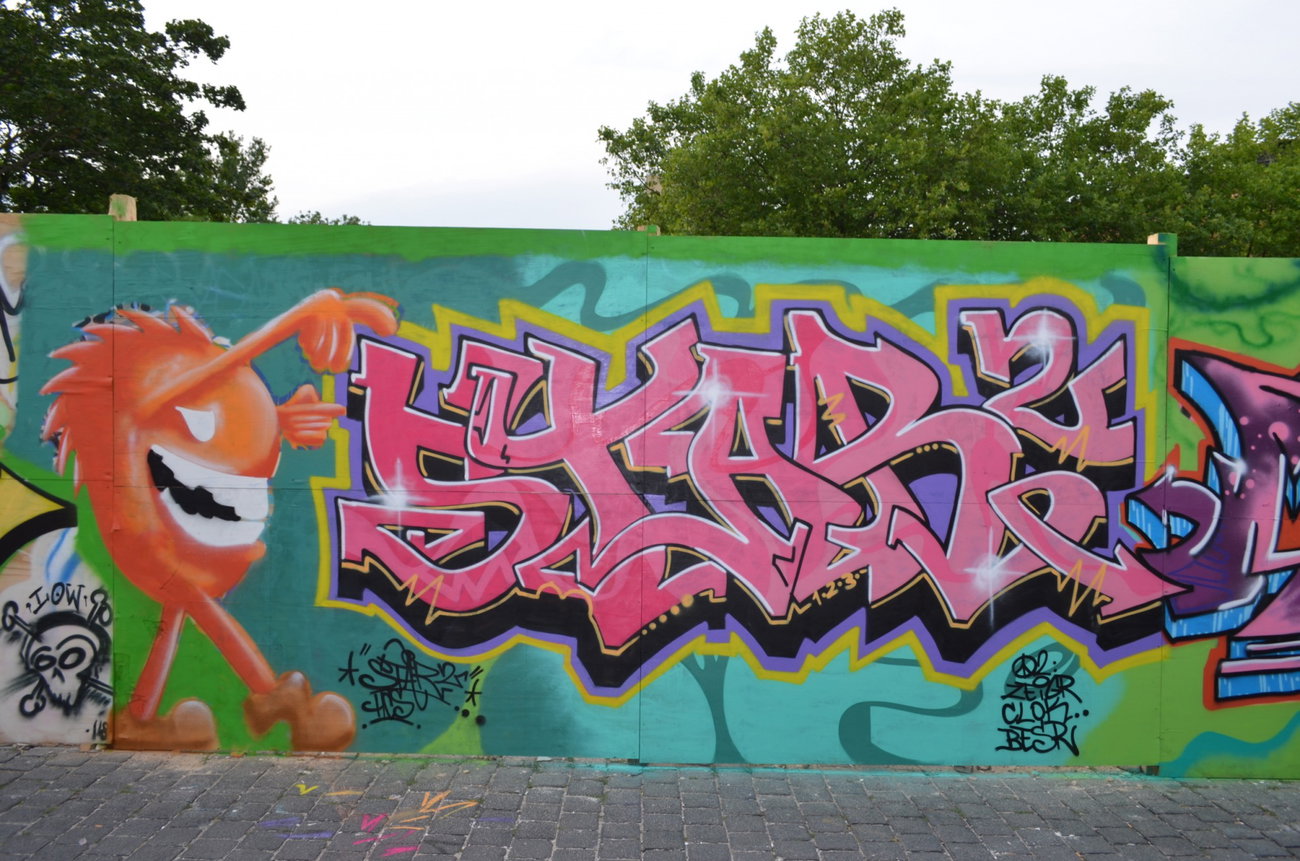 Graffiti Wall - Photo by Startwo - STAR2 (2015)