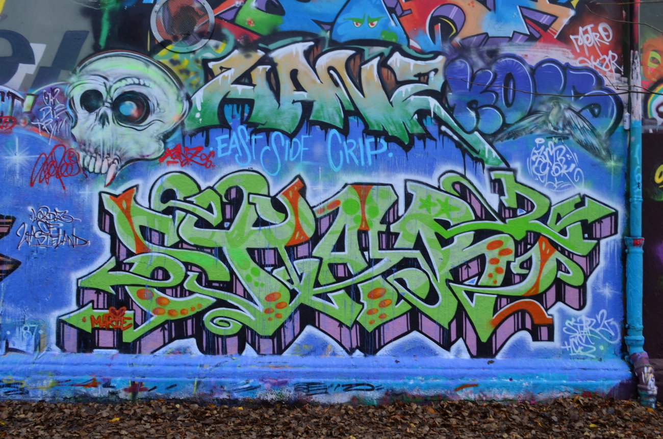 Graffiti Photo by Startwo - STAR2HANZLOW (2015)