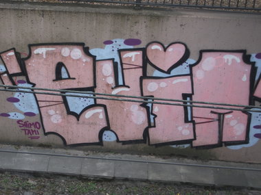 Graffiti Wall - Photo by Statist