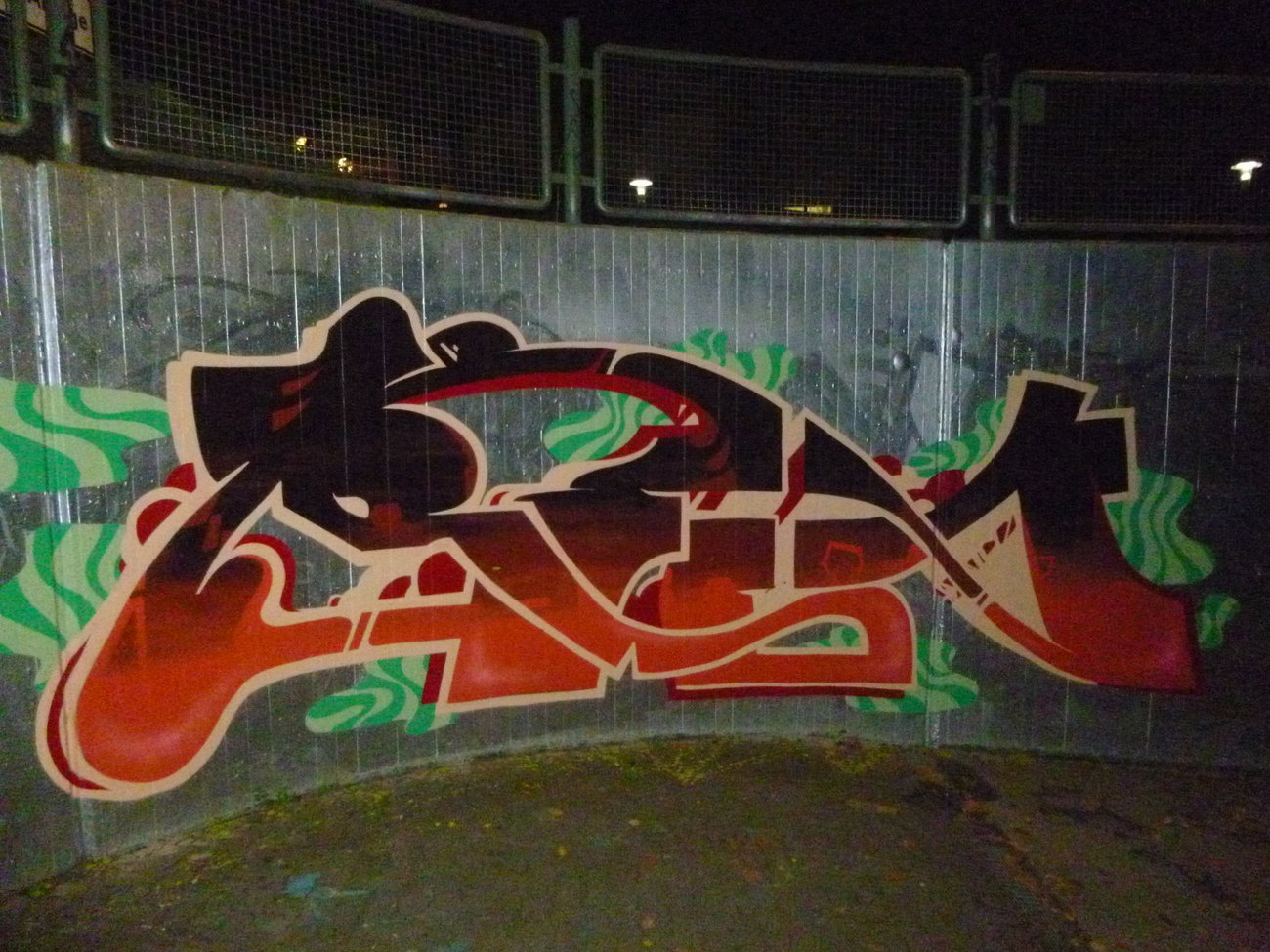 Graffiti Wall - Photo by Statist - ren