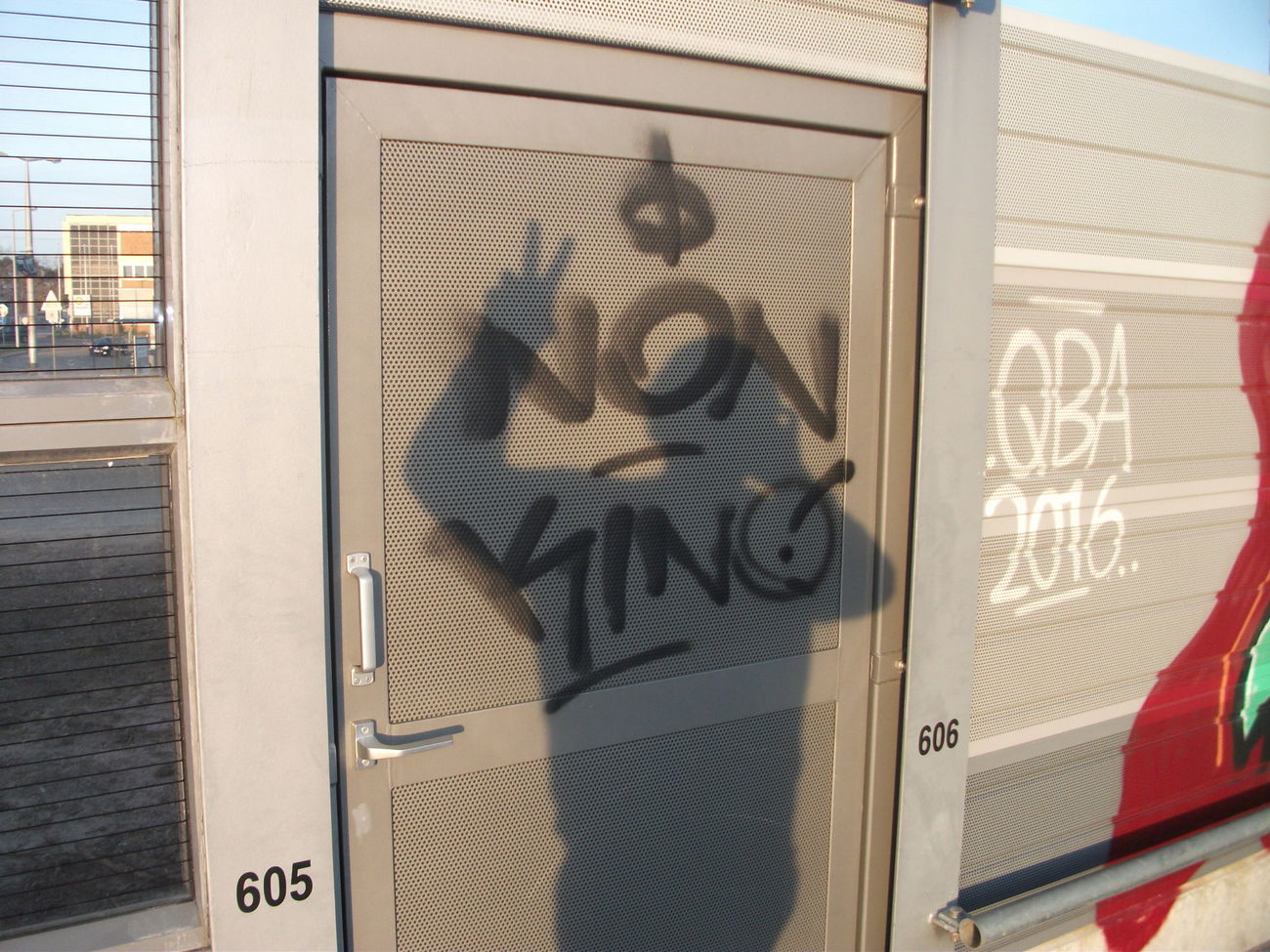 Graffiti Wall - Photo by Statist