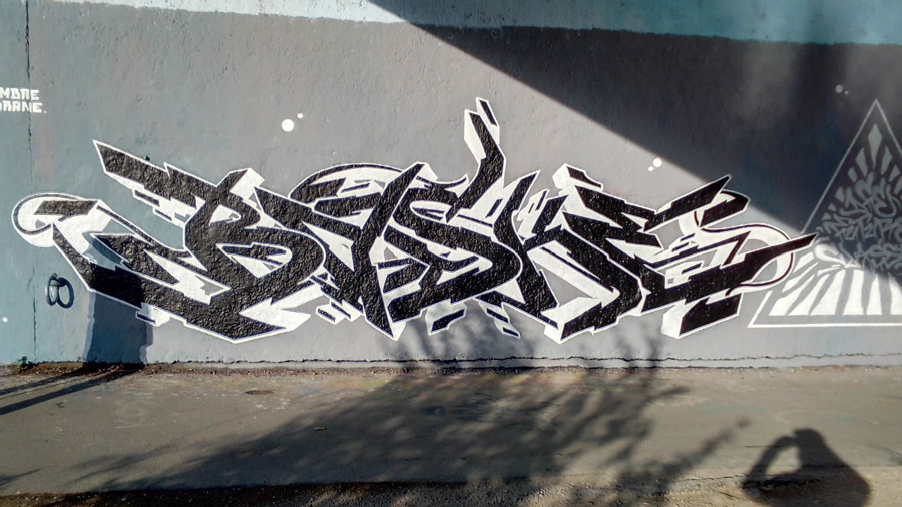 Graffiti Wall - Photo by Statist