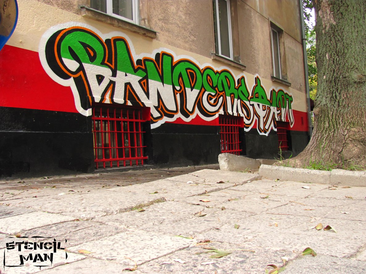 Graffiti Wall - Photo by Stencilman - The, Unitas, Pub_3 (2013)
