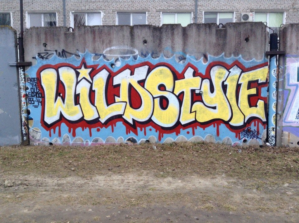 Graffiti Bombing - Photo by Stereo136 - Tribute, old, school (2014)