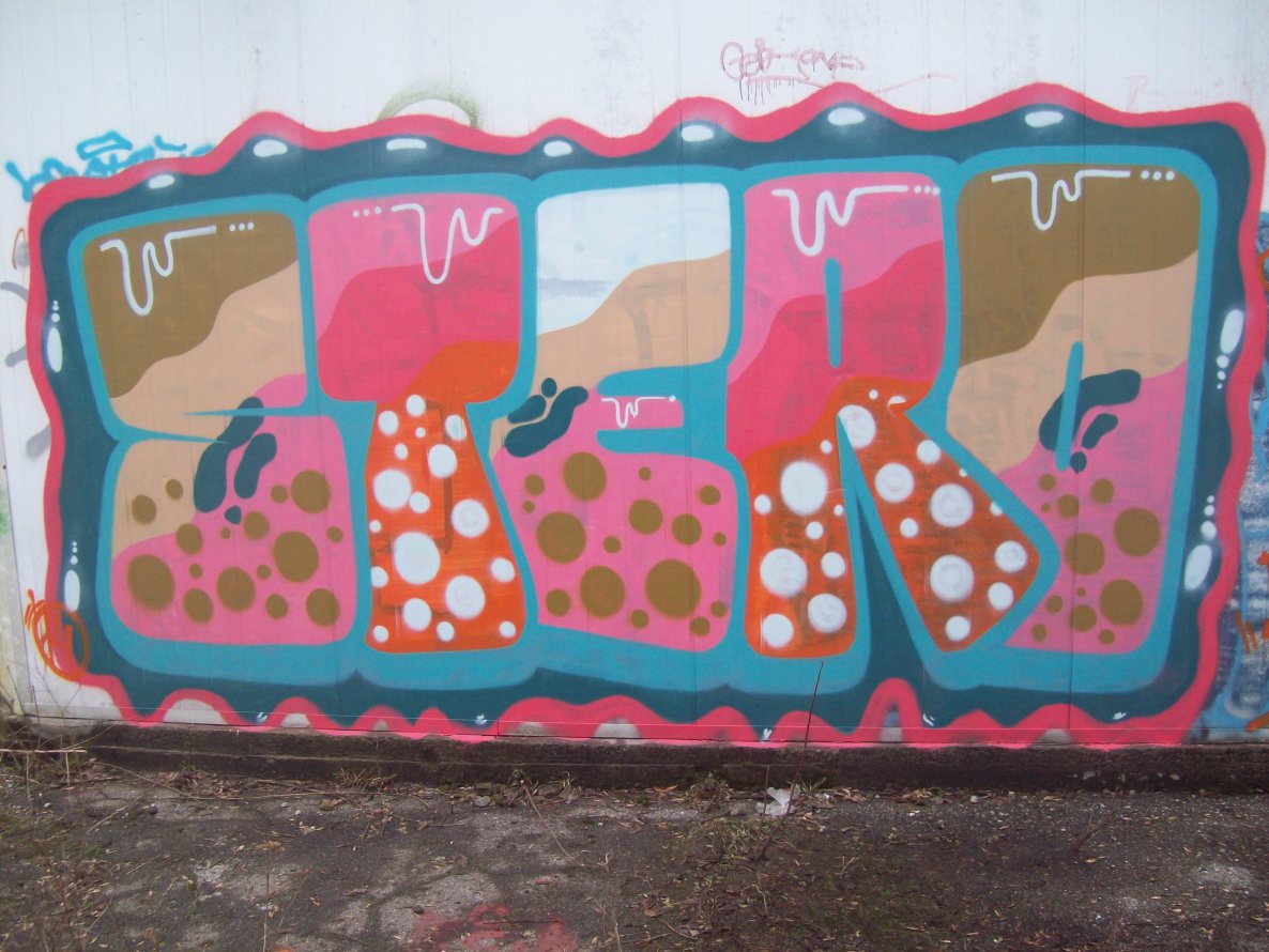 Graffiti Wall - Photo by Stereo136 (2014)