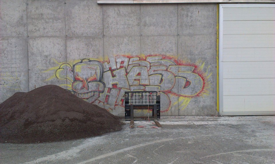 Graffiti Wall in Karlsruhe - Photo by Still_Crazy - Hass, Hass, Hass