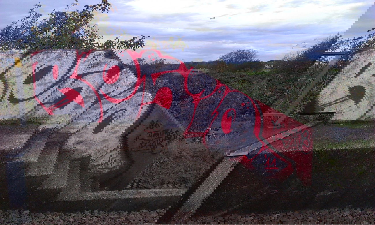 Graffiti Bombing in Karlsruhe - Photo by Still_Crazy - Besiq