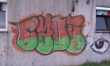 Graffiti Bombing in Karlsruhe - Photo by Still_Crazy - Caoz