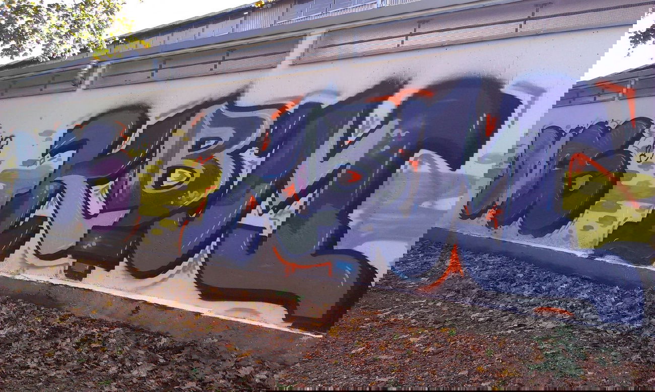 Graffiti Wall in Karlsruhe - Photo by Still_Crazy - Dogs, KBM