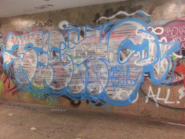 Graffiti Bombing in Karlsruhe - Photo by Still_Crazy - Techo