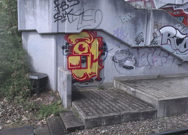 Graffiti Bombing in Karlsruhe - Photo by Still_Crazy - 8Bit, 8, Bit