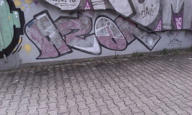 Graffiti Bombing in Karlsruhe - Photo by Still_Crazy - Azor