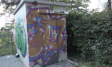 Graffiti Bombing in Karlsruhe - Photo by Still_Crazy - To, Techo