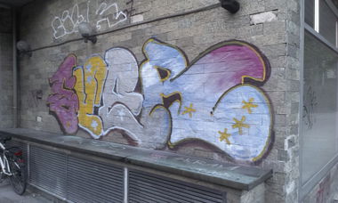 Graffiti Bombing in Karlsruhe - Photo by Still_Crazy - ever