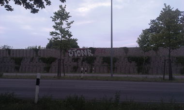 Graffiti Bombing in Karlsruhe - Photo by Still_Crazy - Stoner, Stnr