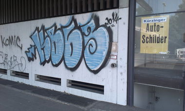 Graffiti Bombing in Karlsruhe - Photo by Still_Crazy - KB63, KBM