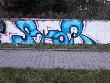 Graffiti Wall - Photo by StoroviC - StoR (2014)