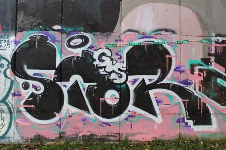 Graffiti Wall - Photo by StoroviC