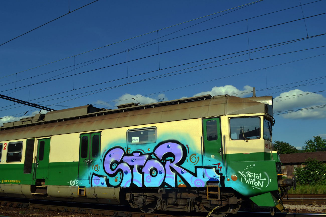 Graffiti Wall - Photo by StoroviC - STOR_OUSCREW (2017)