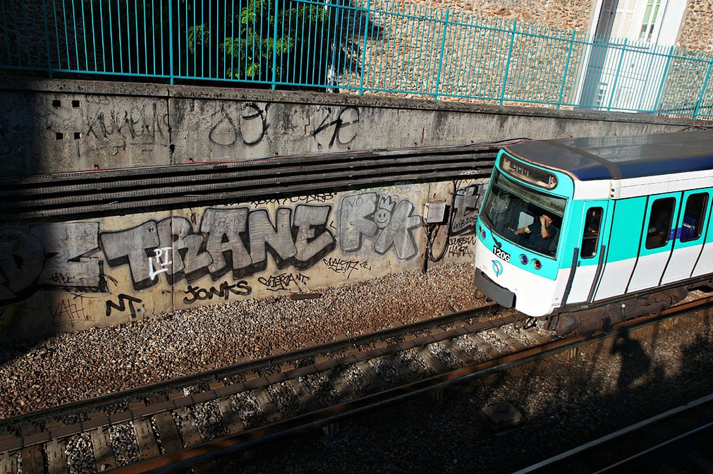 Graffiti Bombing - Photo by StrasbourgGraff